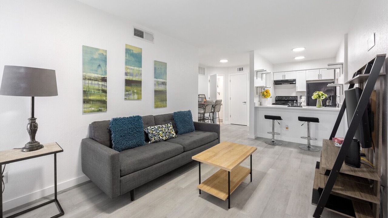 Photo of Livingroom in Park Central