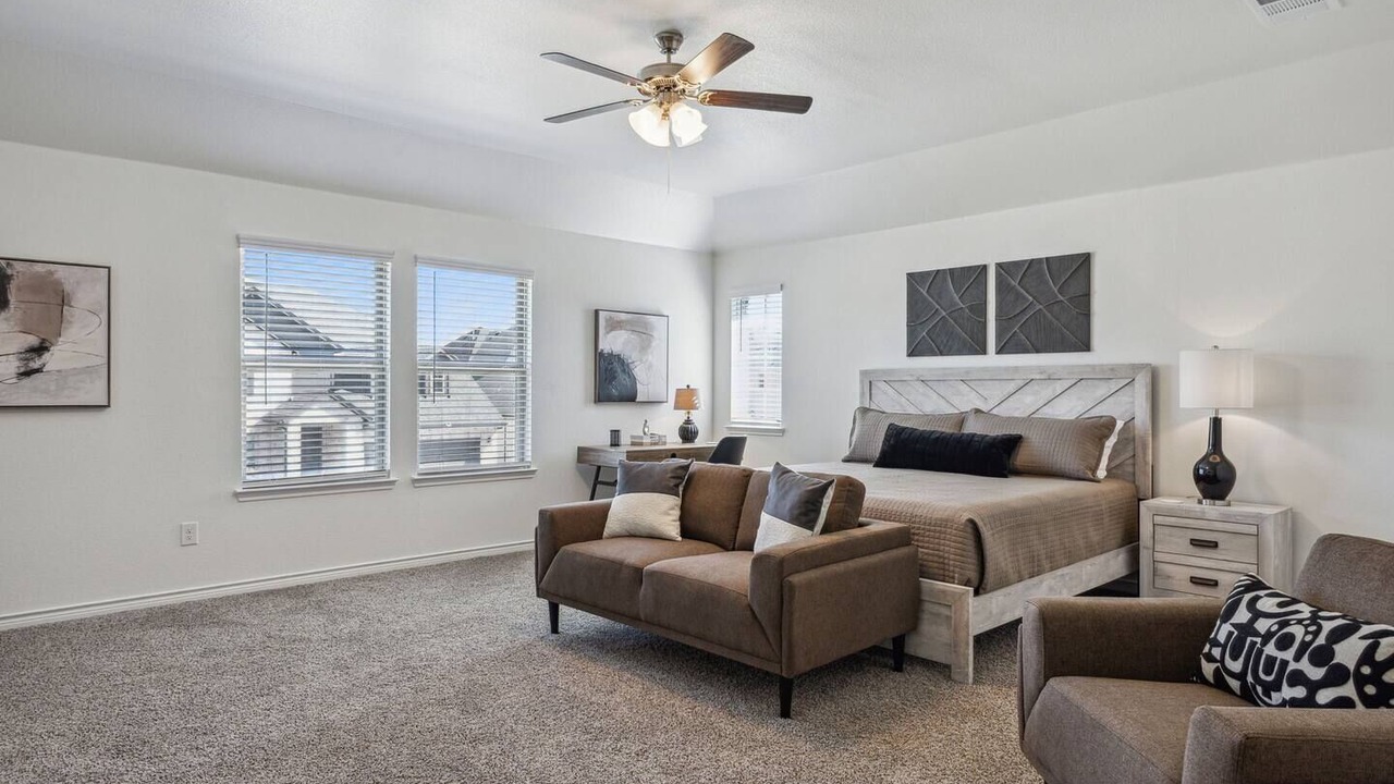 Photo of Livingroom in Weston