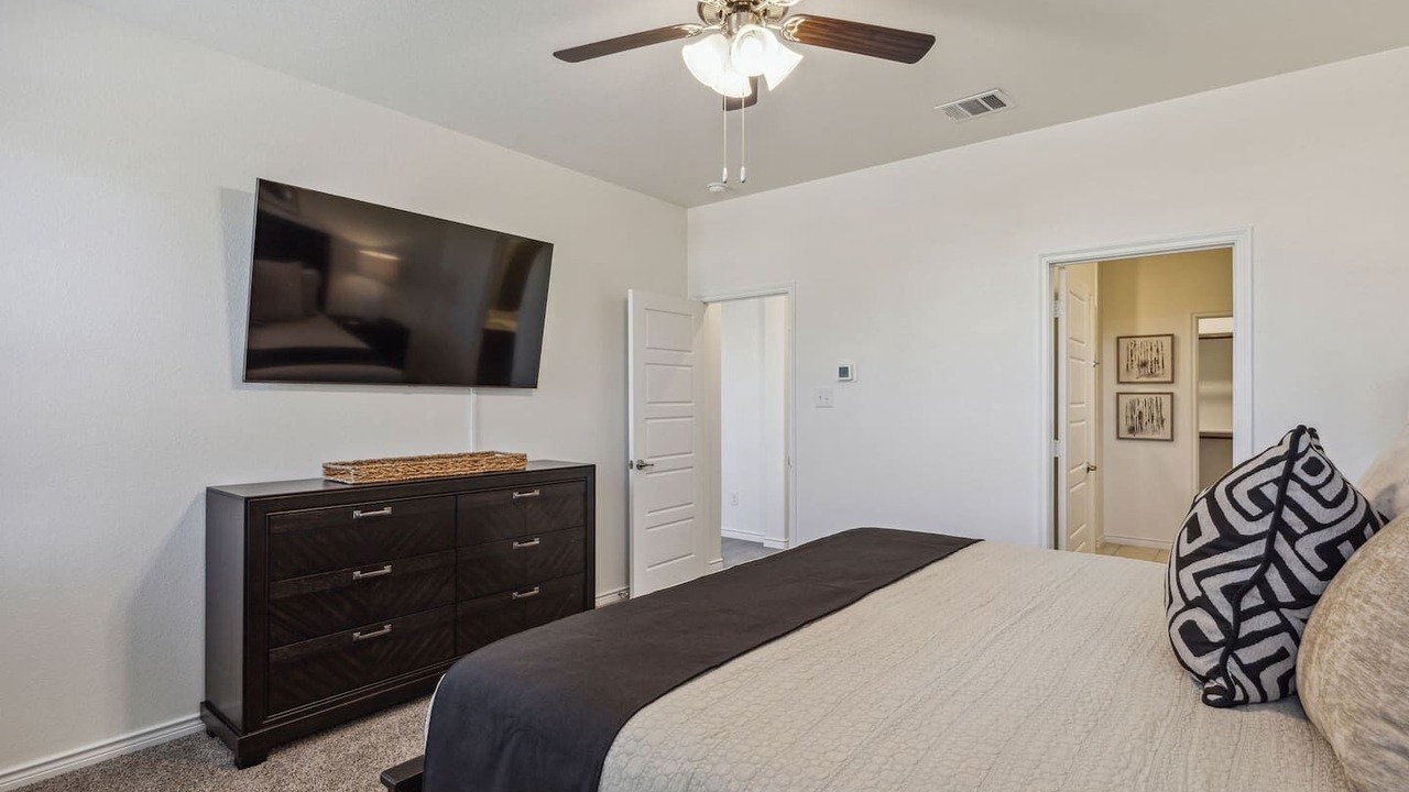Photo of Bedroom in Weston
