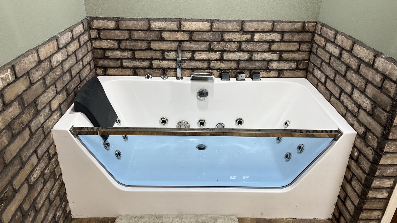Photo of Bathroom in Russellville