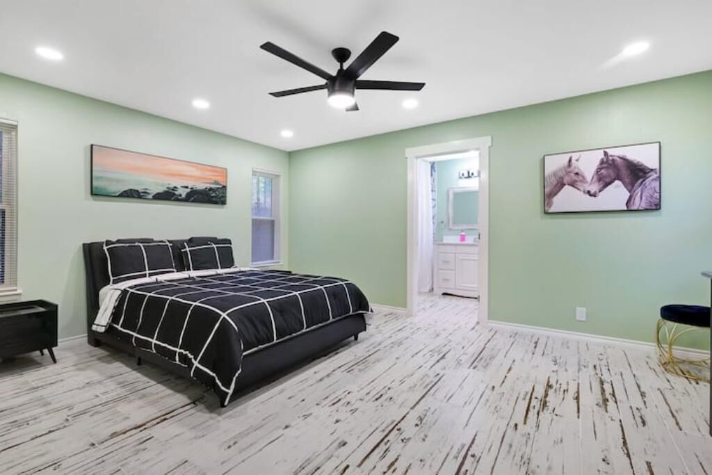 Photo of Bedroom in Medical Center District
