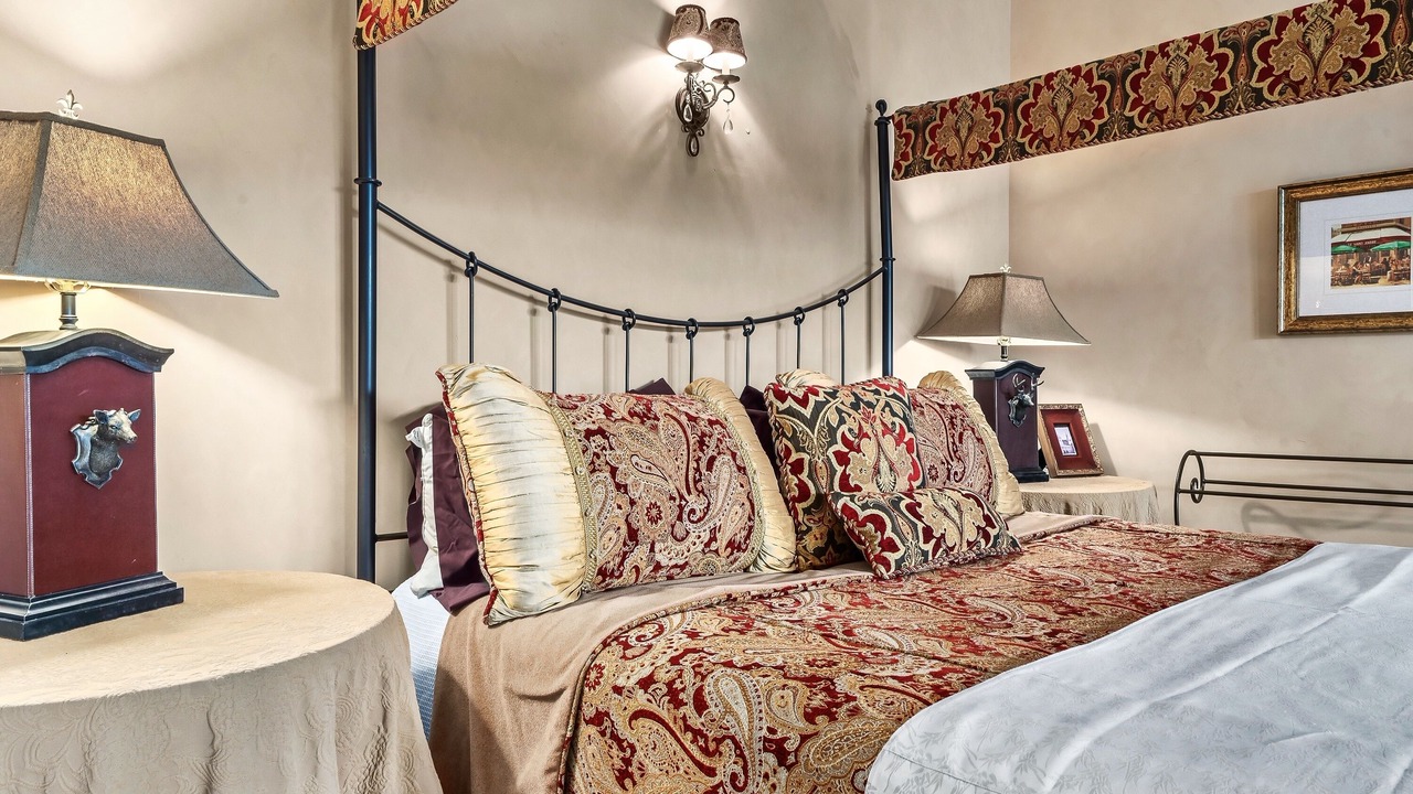 Photo of Bedroom in Townsend