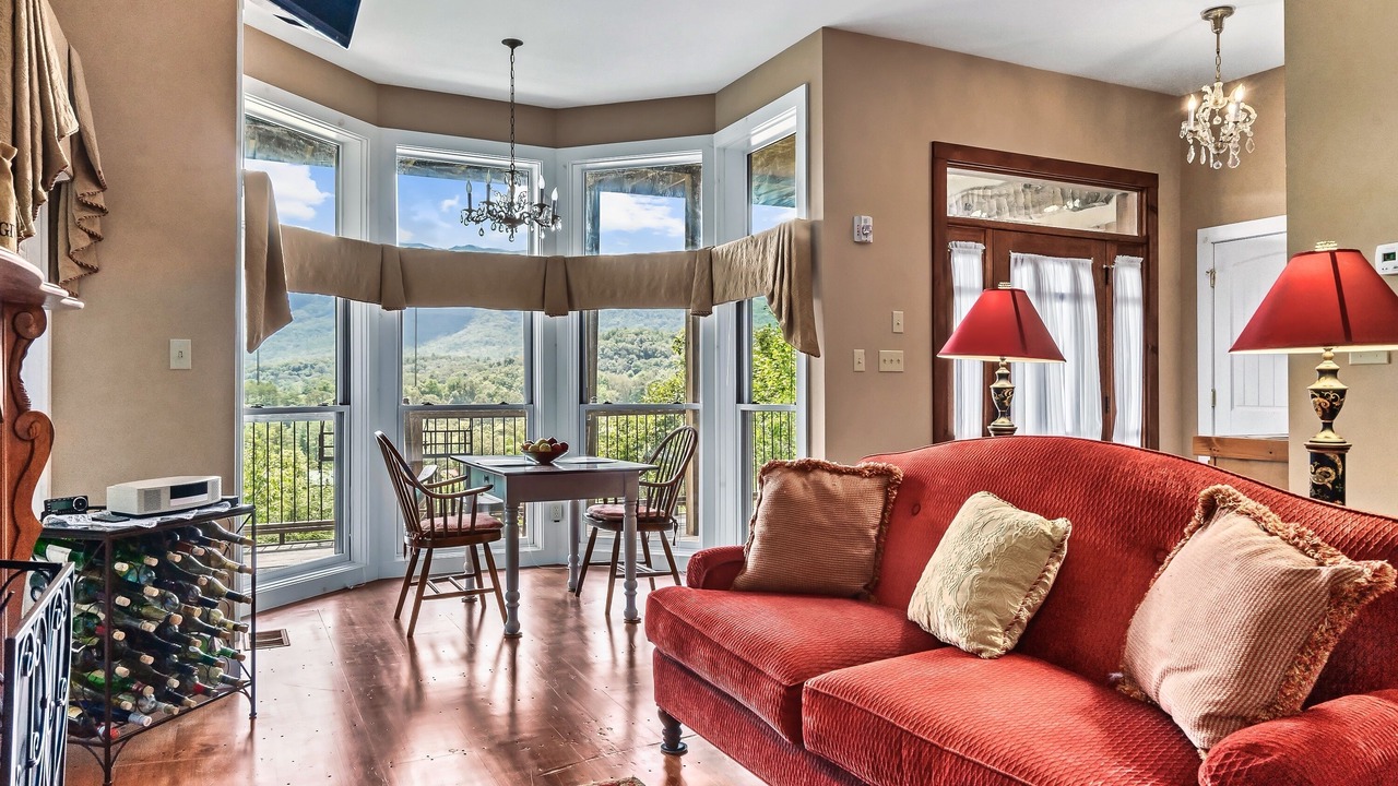 Photo of Livingroom in Townsend