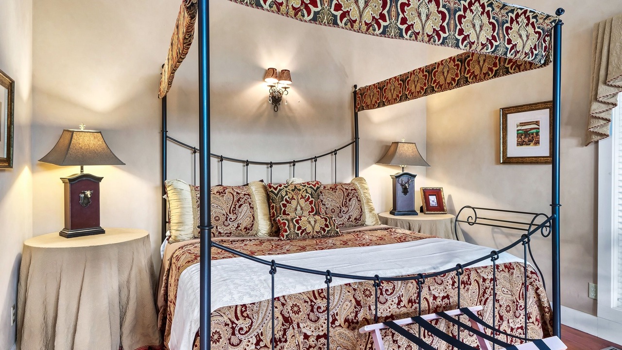 Photo of Bedroom in Townsend