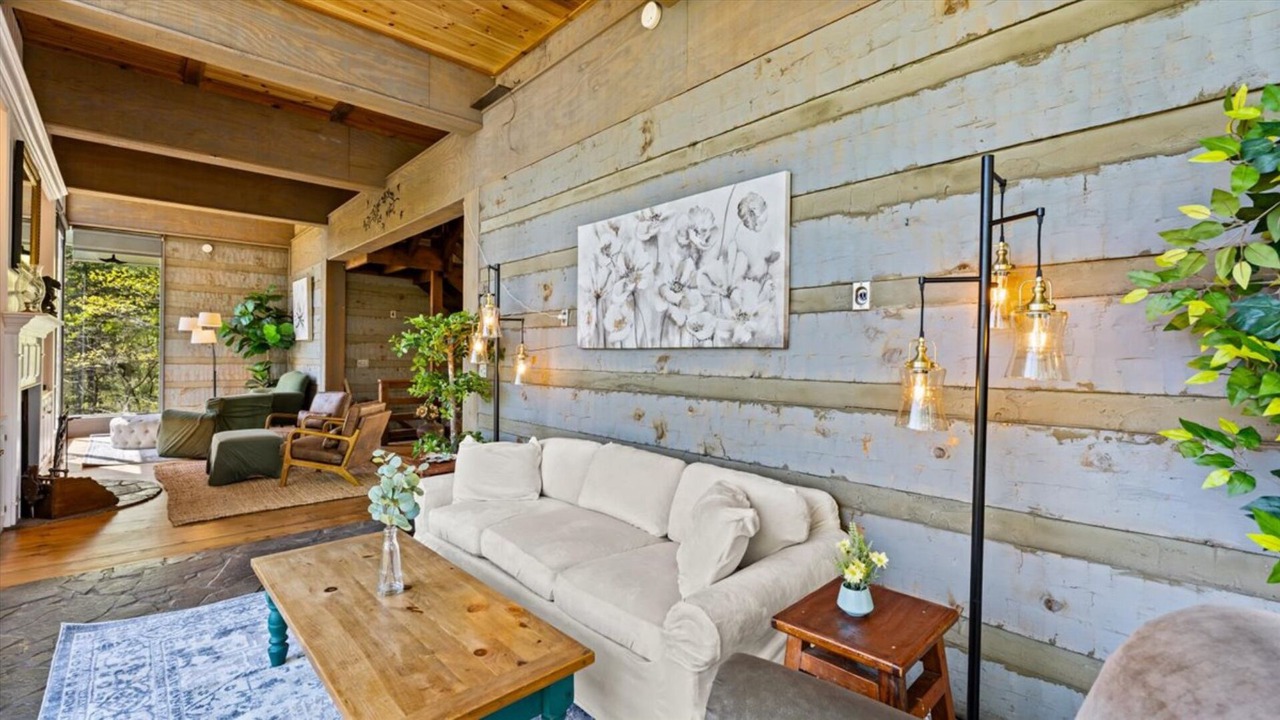 Photo of Livingroom in Townsend