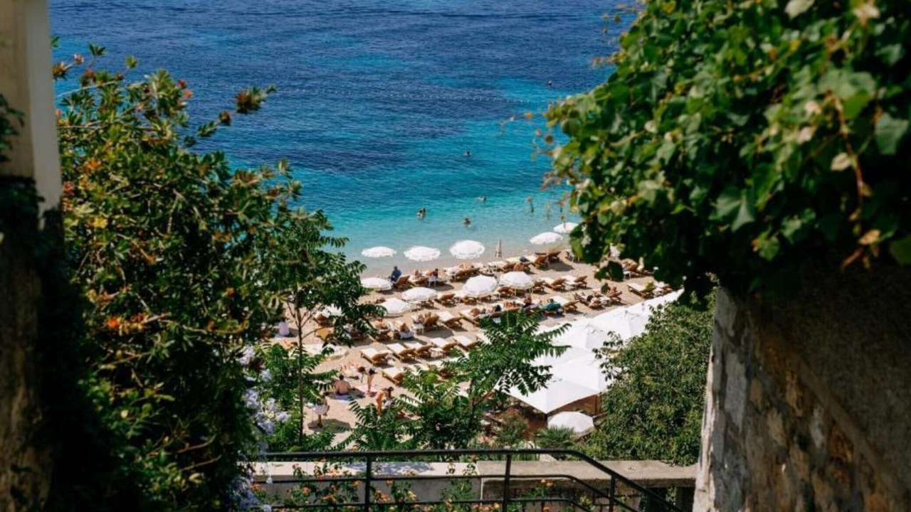 Photo of Others in Ploce