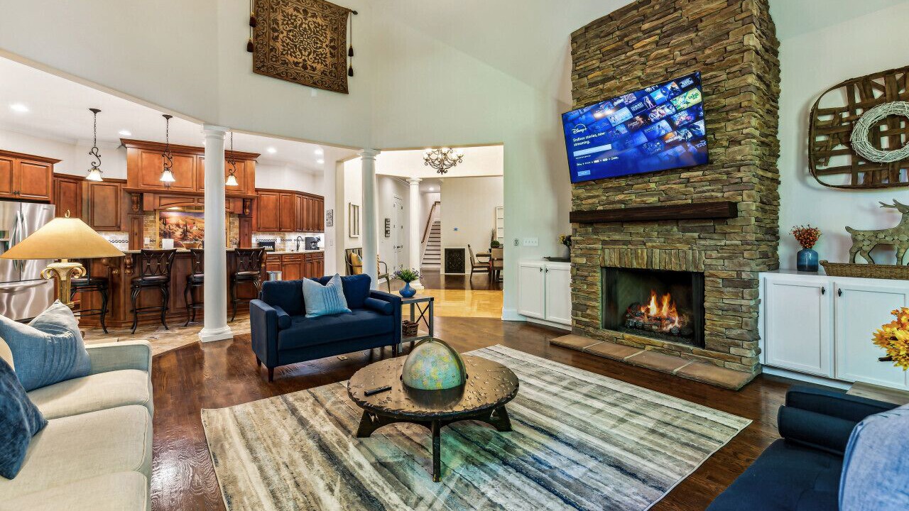 Photo of Livingroom in Hendersonville