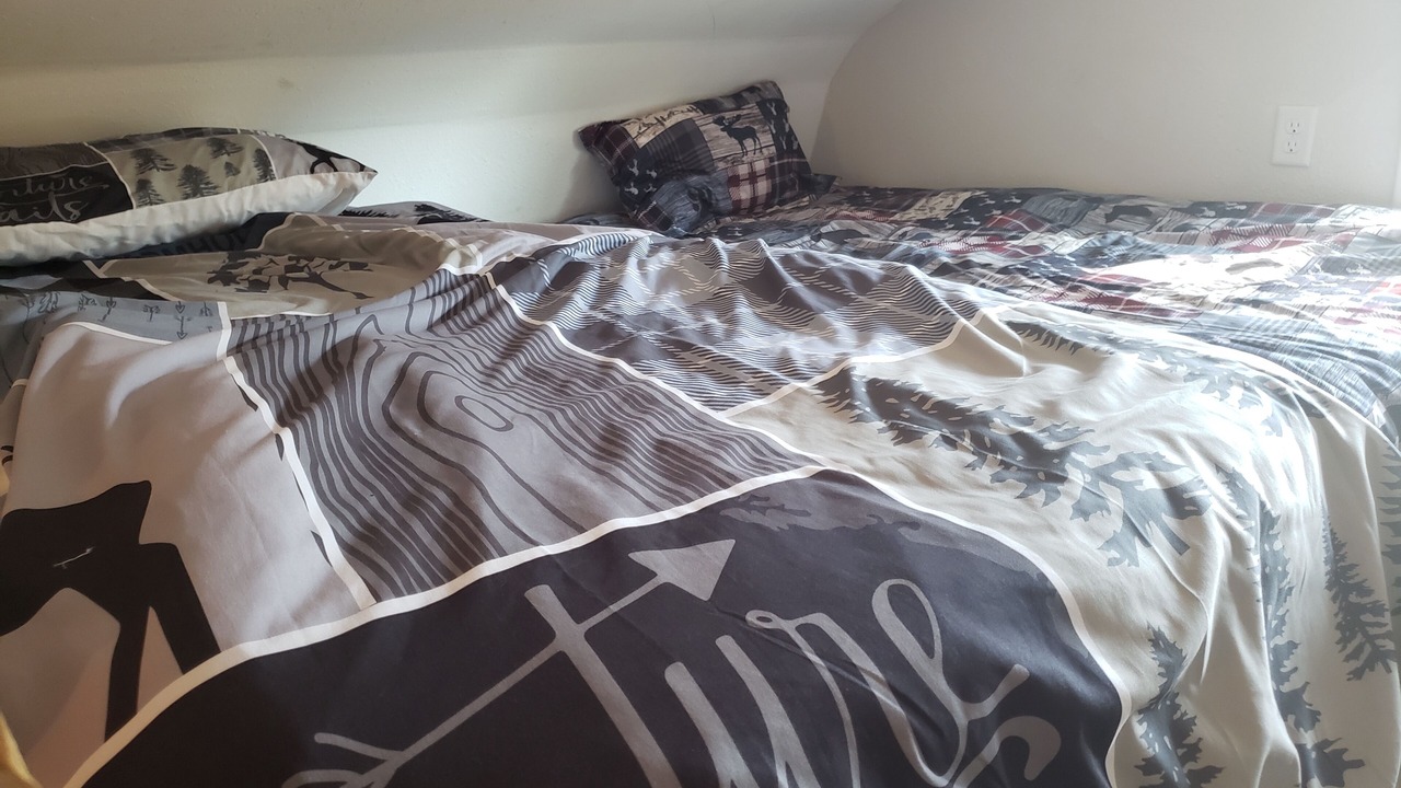 Photo of Bedroom in Palestine