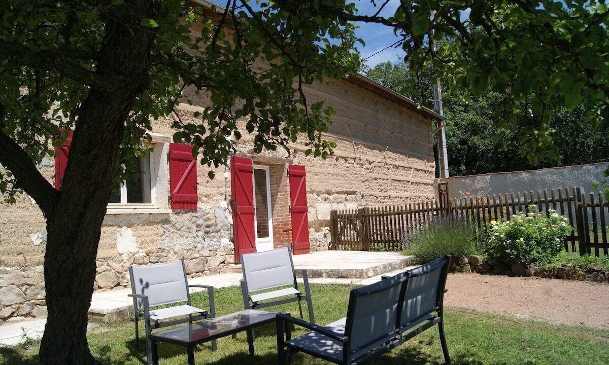 Photo of Patio Balcony in Amions