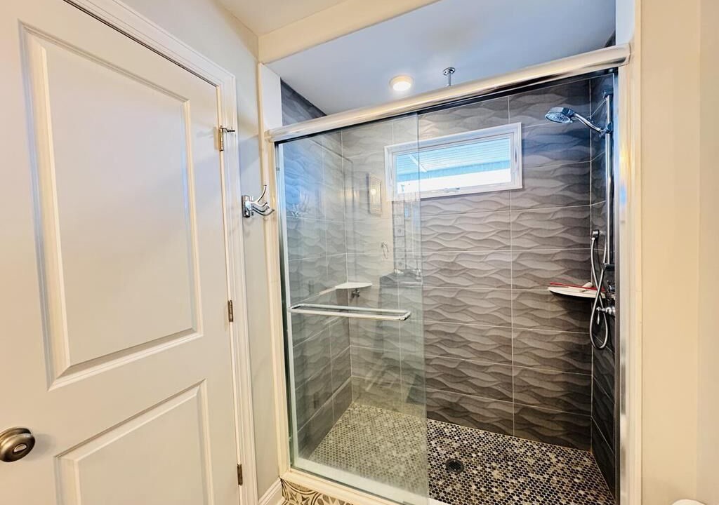 Photo of Bathroom in Townsend's Inlet