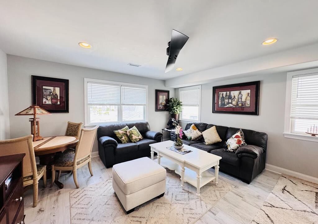 Photo of Livingroom in Townsend's Inlet