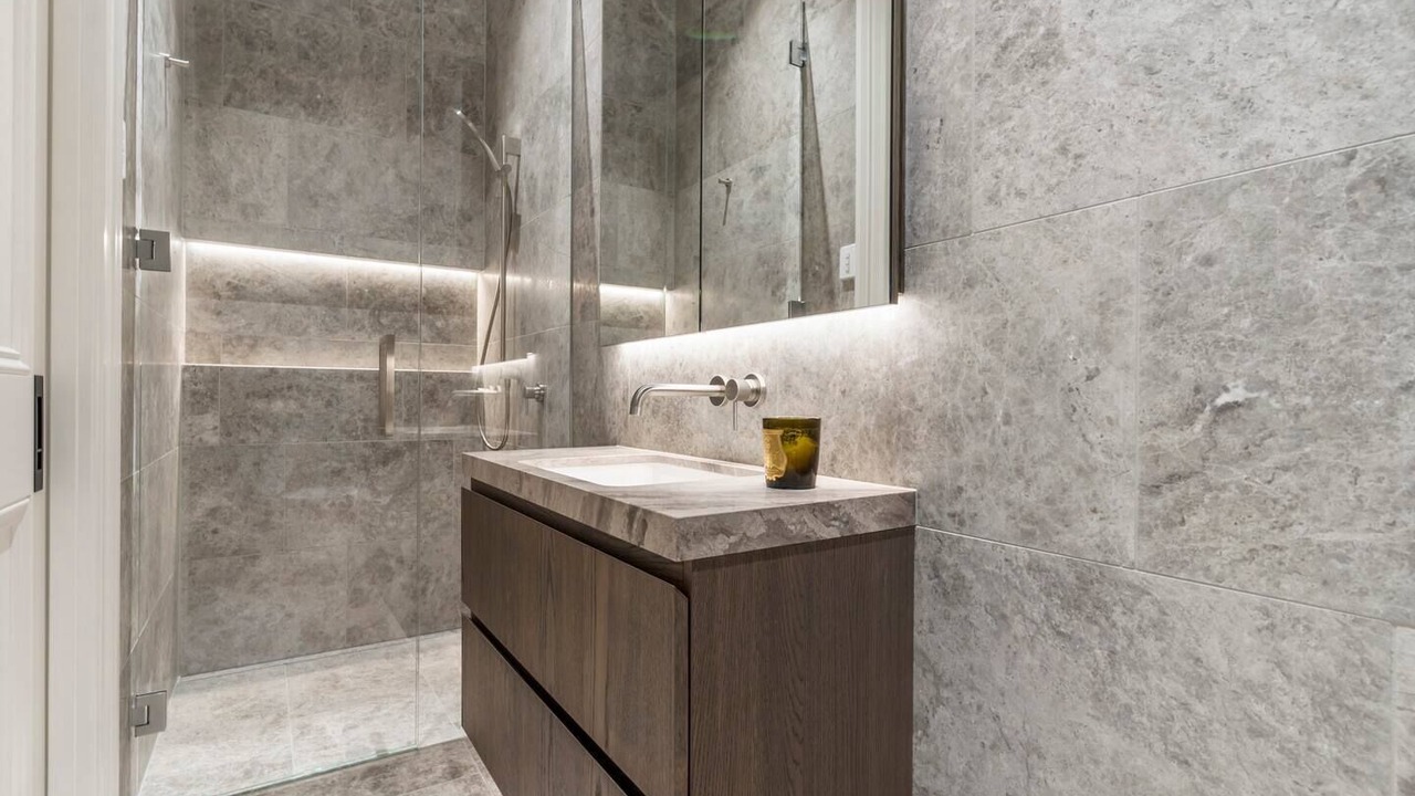 Photo of Others in Ponsonby