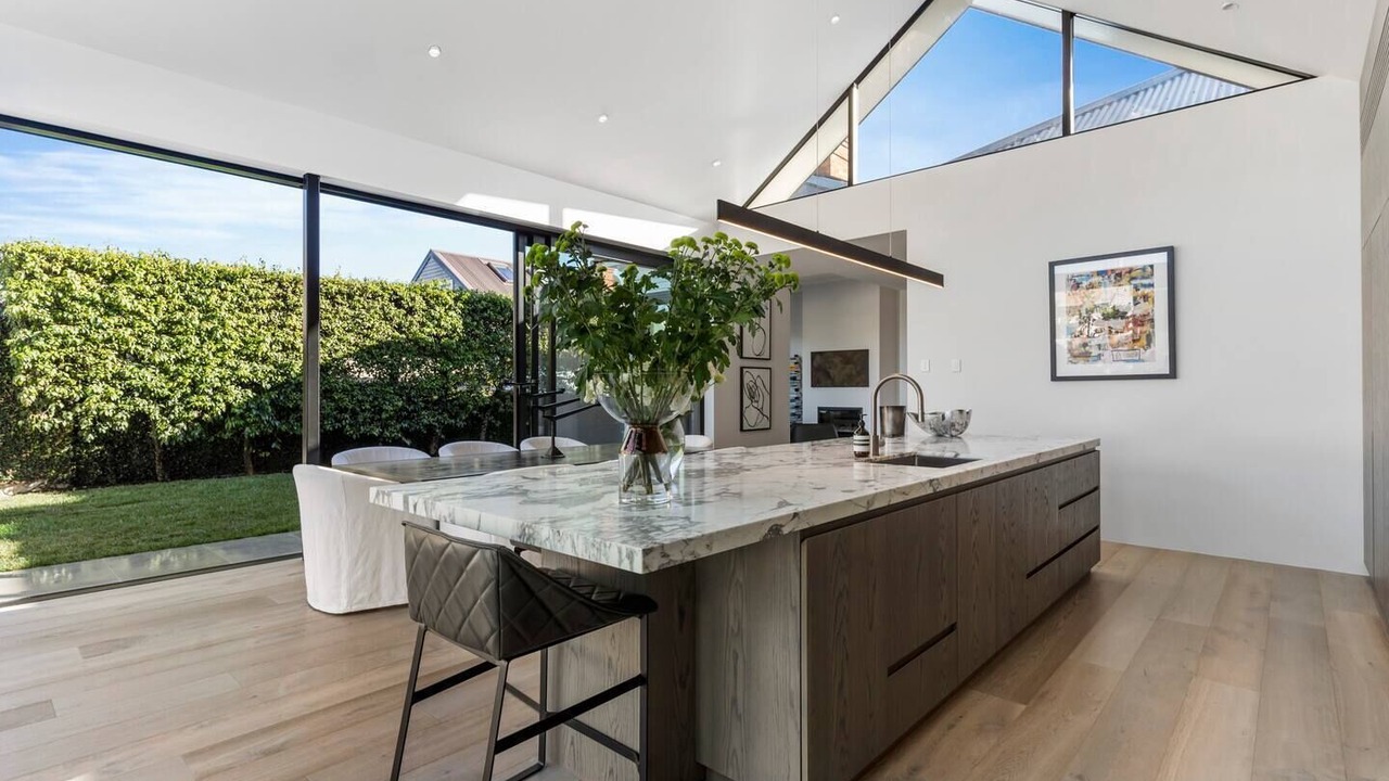 Photo of Others in Ponsonby