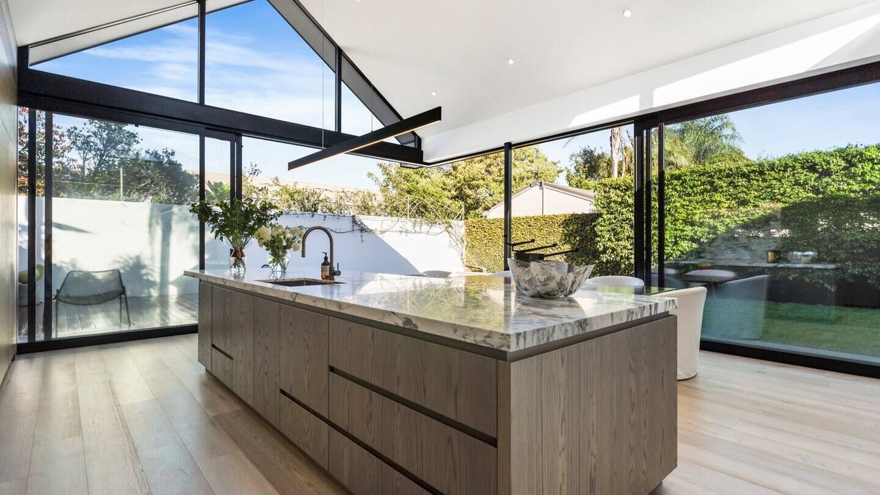 Photo of Others in Ponsonby