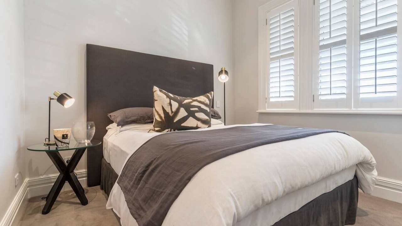 Photo of Others in Ponsonby