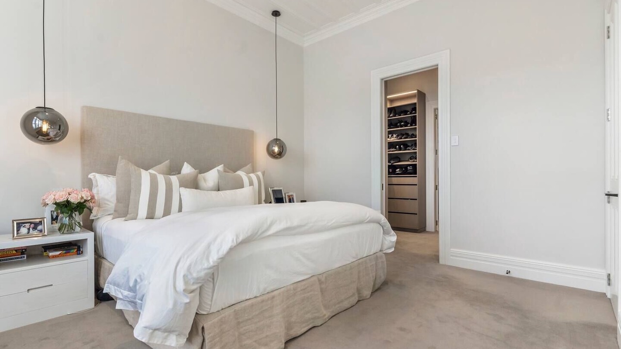 Photo of Others in Ponsonby