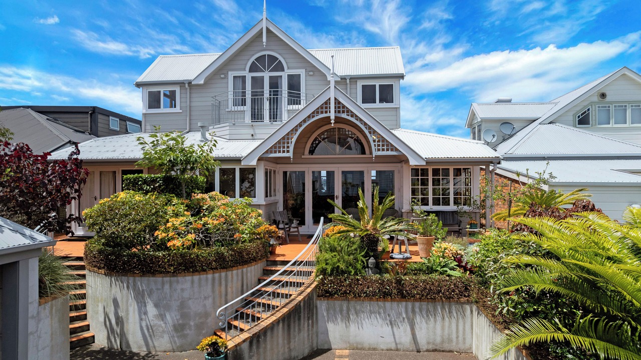 Photo of Others in Devonport