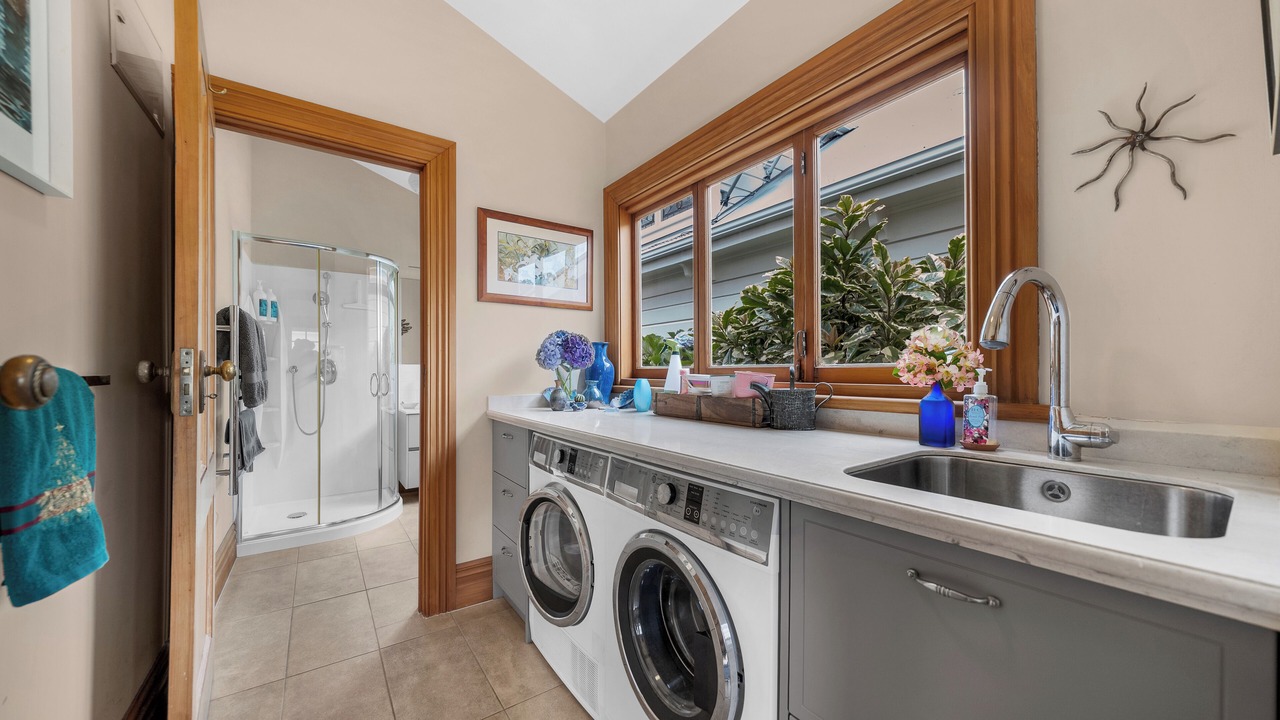 Photo of Others in Devonport