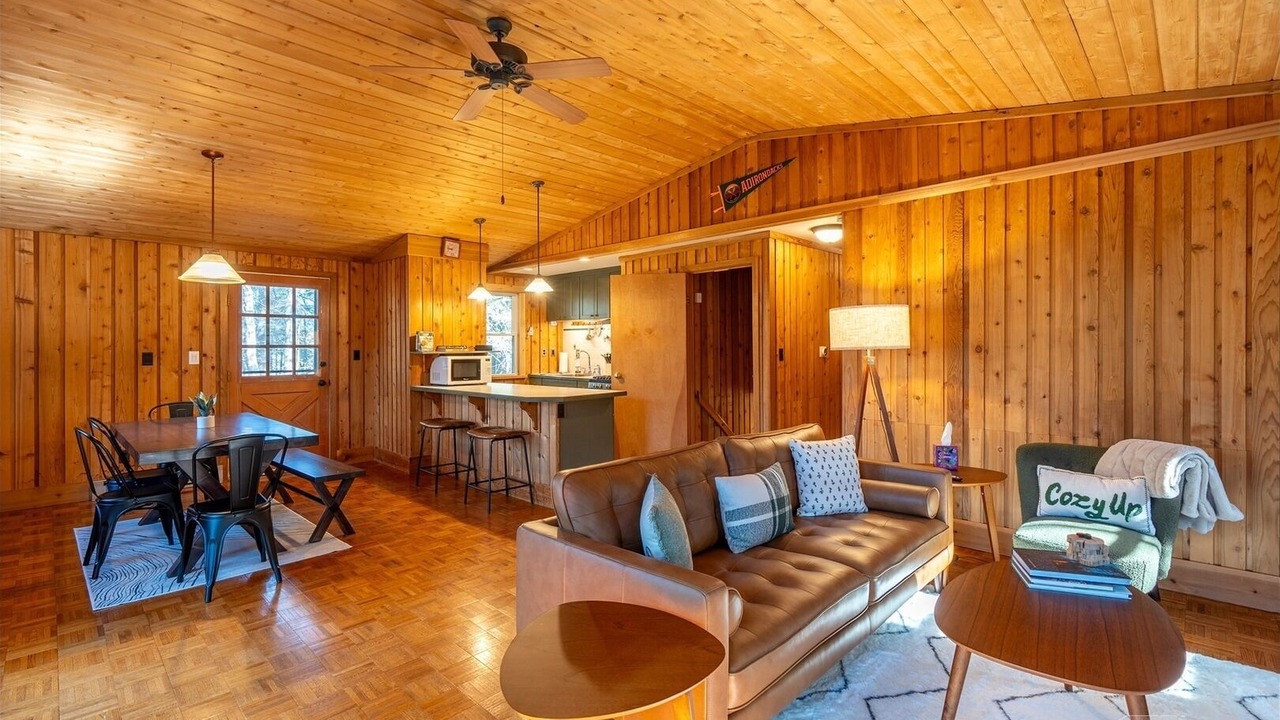 Photo of Livingroom in Jay