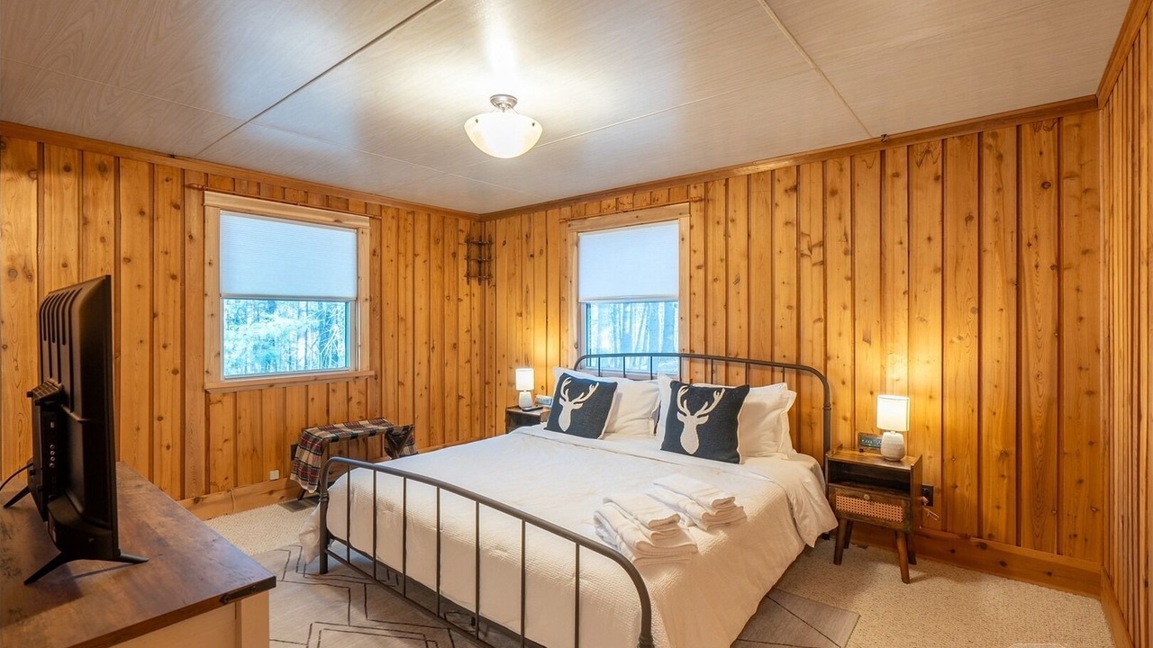 Photo of Bedroom in Jay