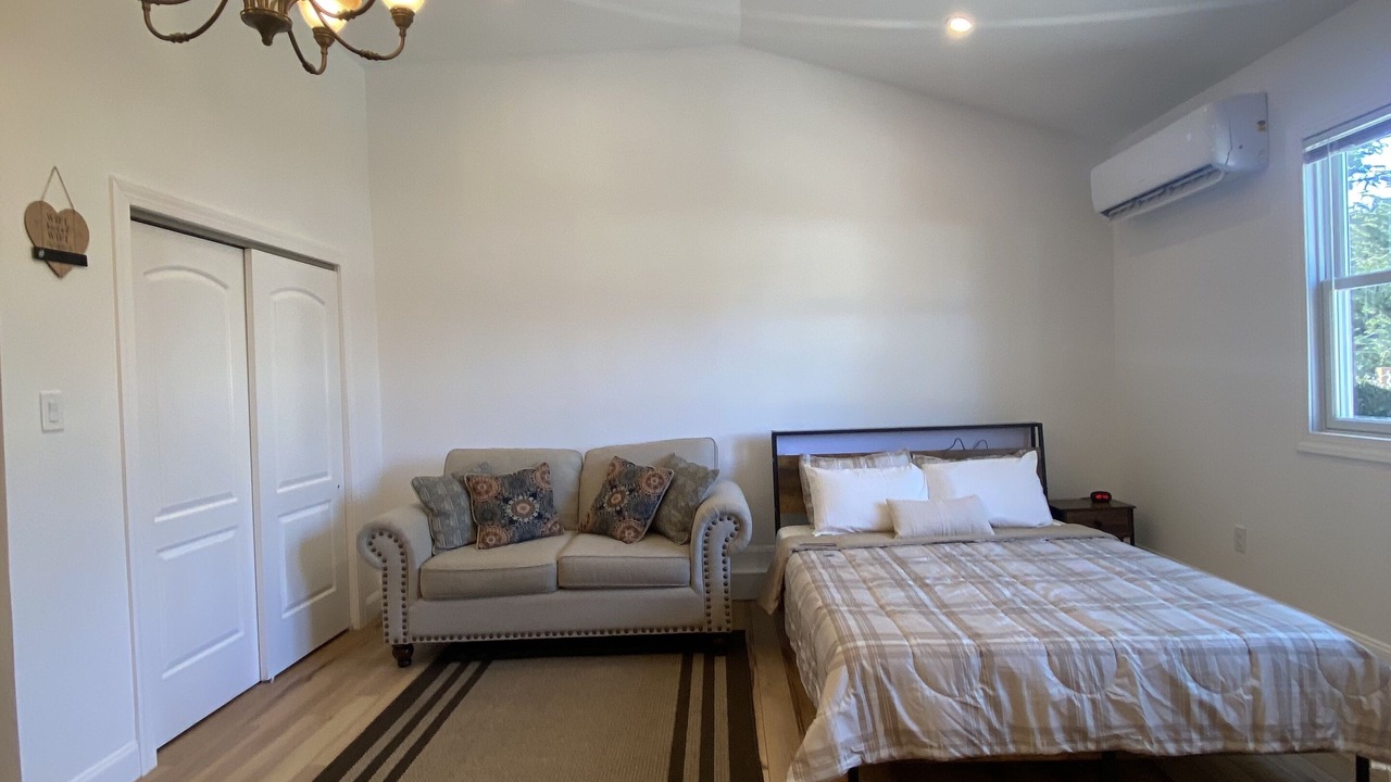 Photo of Bedroom in Terryville