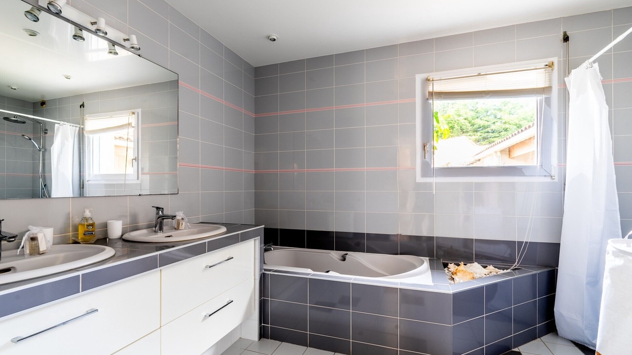 Photo of Bathroom in Prefailles