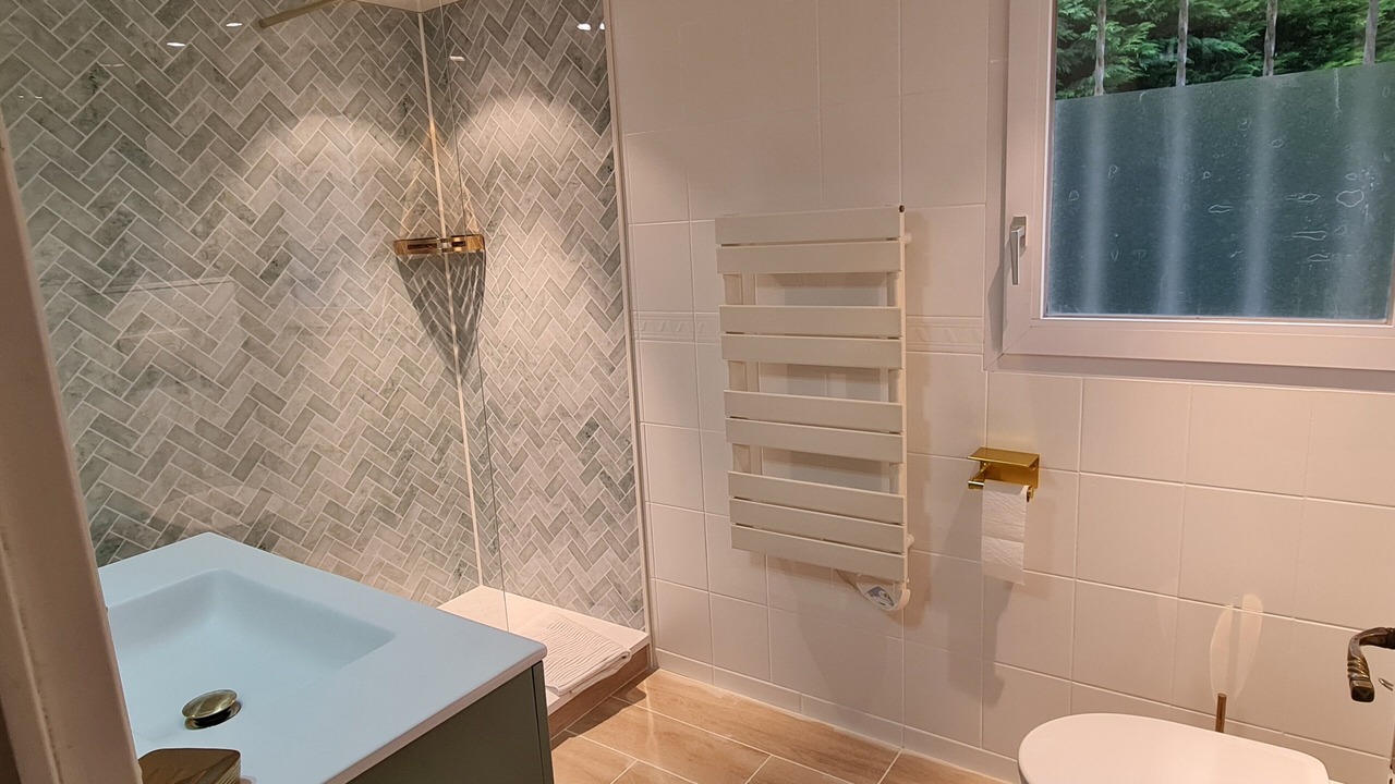 Photo of Bathroom in Prefailles
