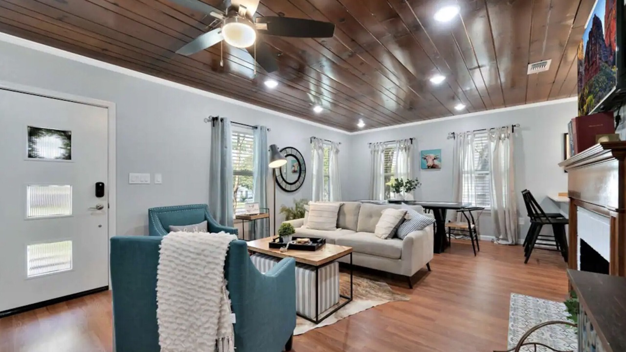 Photo of Livingroom in Dean Highland