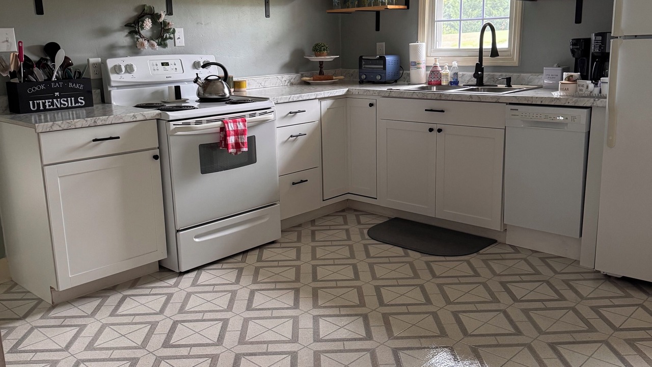 Photo of Kitchen in Burnt Chimney