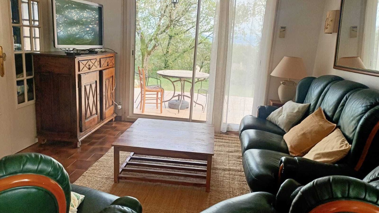 Photo of Livingroom in Realmont