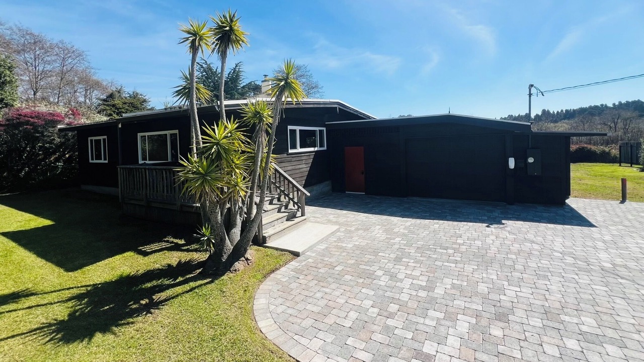 Photo of Outdoor in Inglenook
