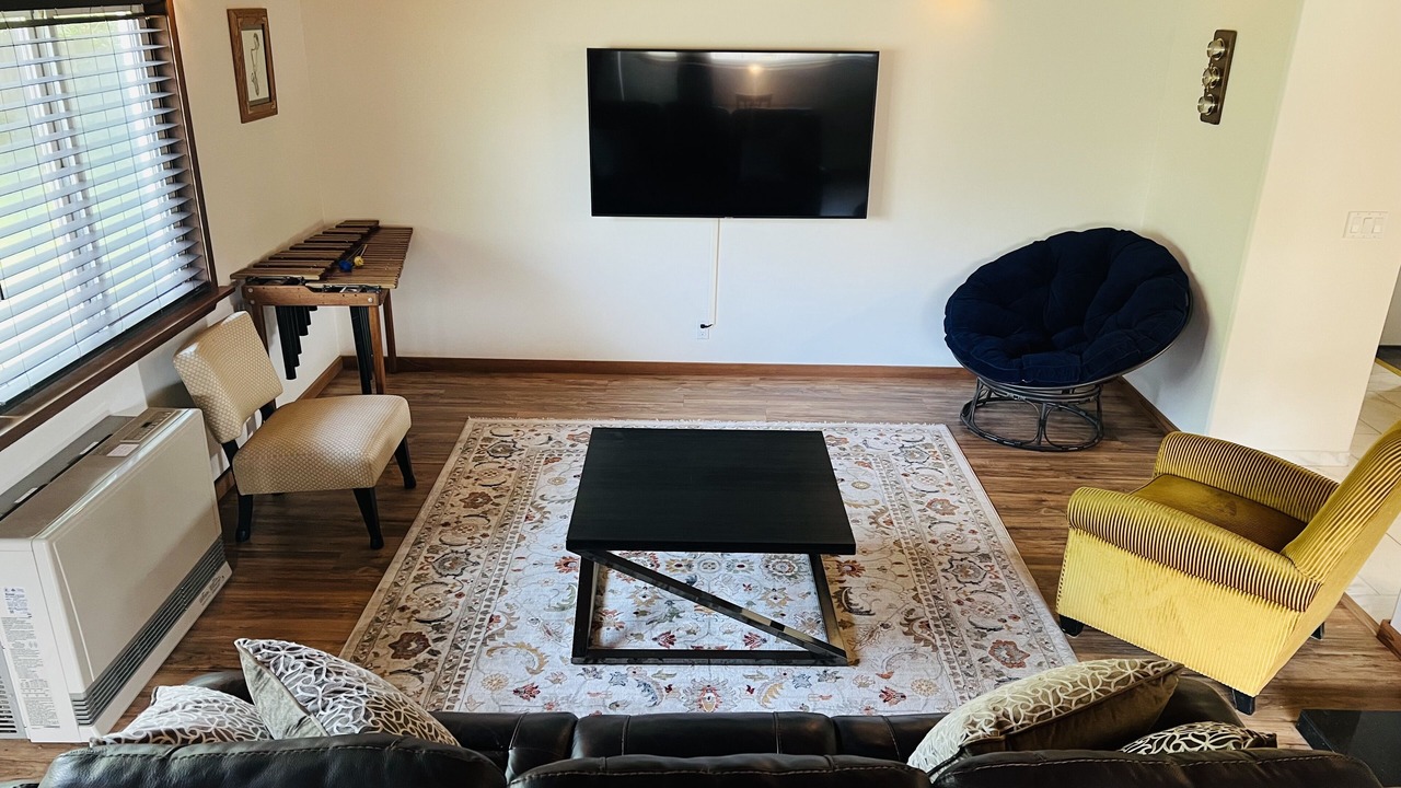 Photo of Livingroom in Inglenook