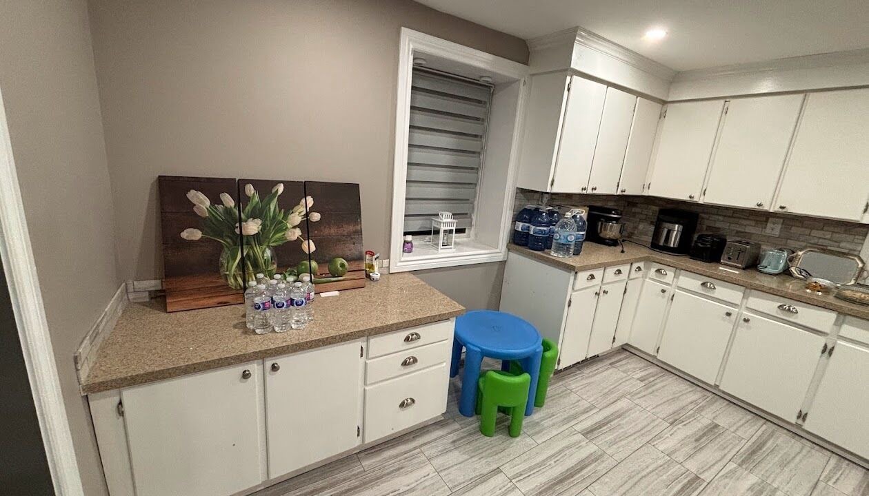 Photo of Kitchen in Mono