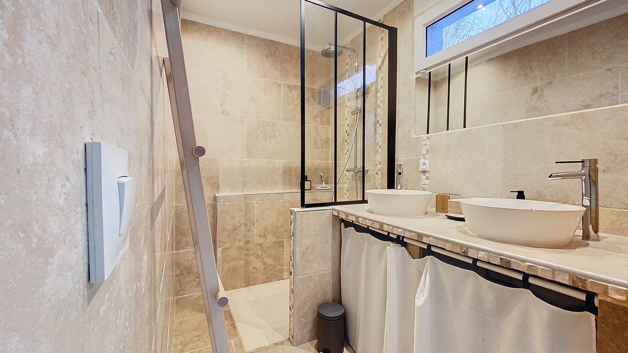 Photo of Bathroom in Loriol-du-Comtat
