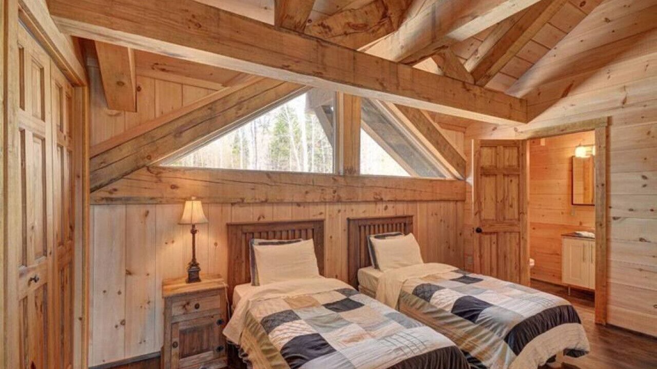 Photo of Bedroom in Val-des-Lacs