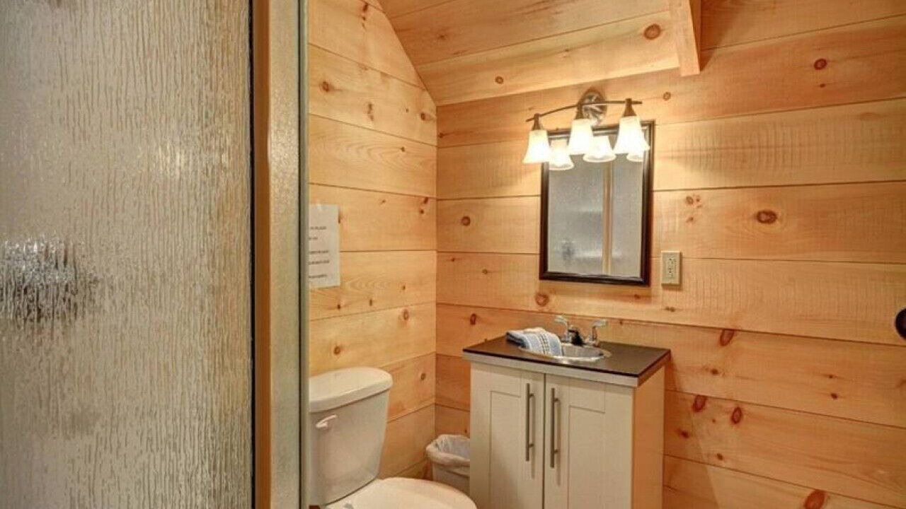 Photo of Bathroom in Val-des-Lacs