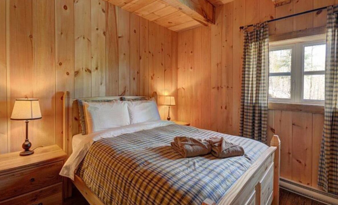 Photo of Bedroom in Val-des-Lacs