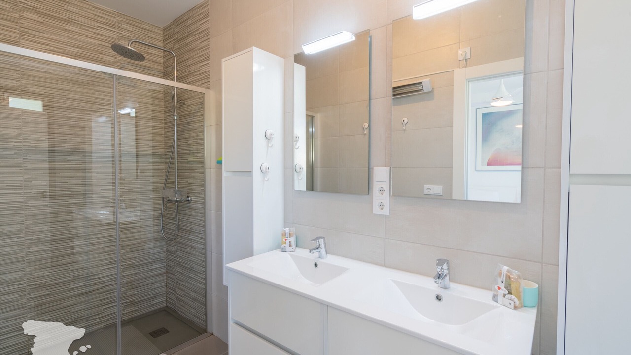 Photo of Bathroom in Empedrola