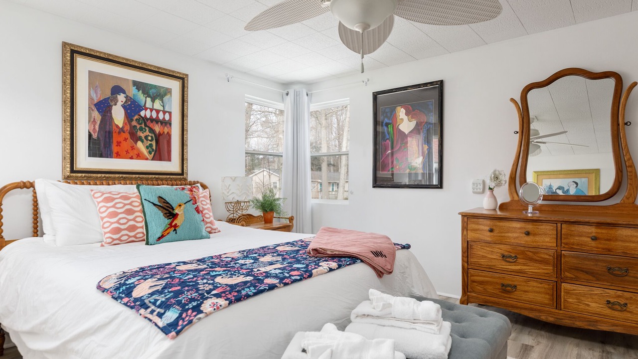 Photo of Bedroom in Elk Rapids