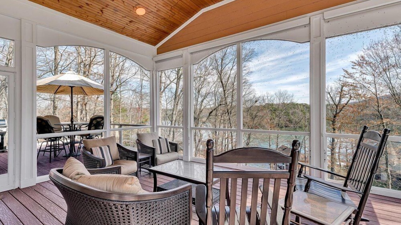 Photo of Outdoor in Huddleston