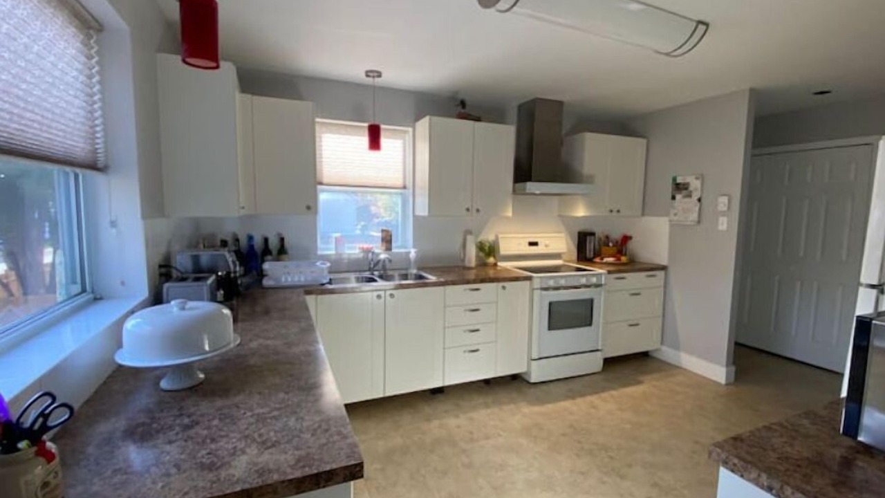 Photo of Kitchen in Deux-Montagnes
