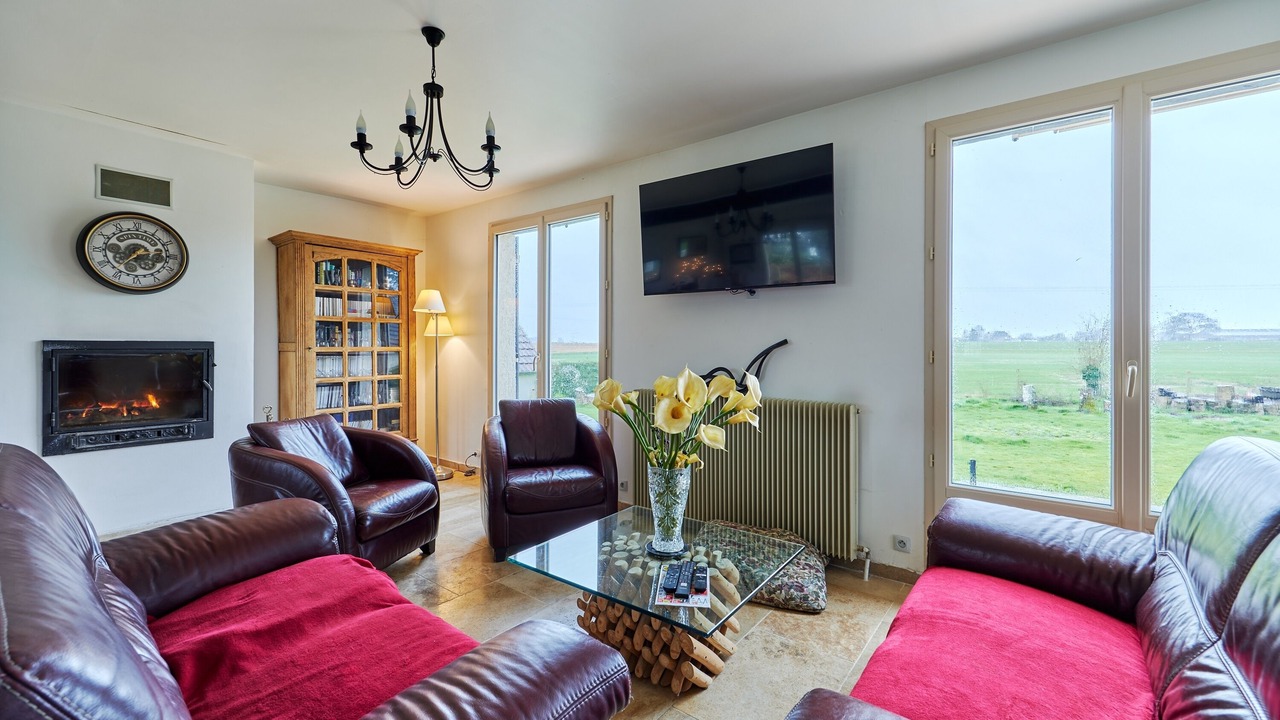 Photo of Livingroom in Courbepine