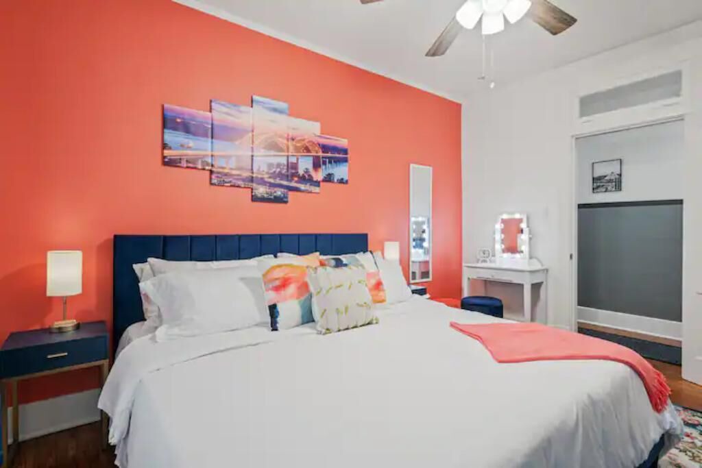Photo of Bedroom in Midtown