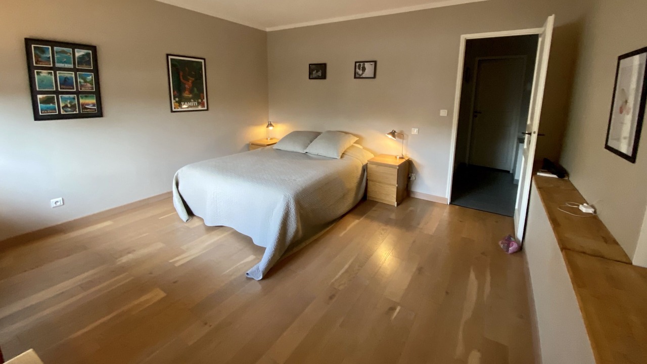 Photo of Bedroom in Hopitaux-Facultes