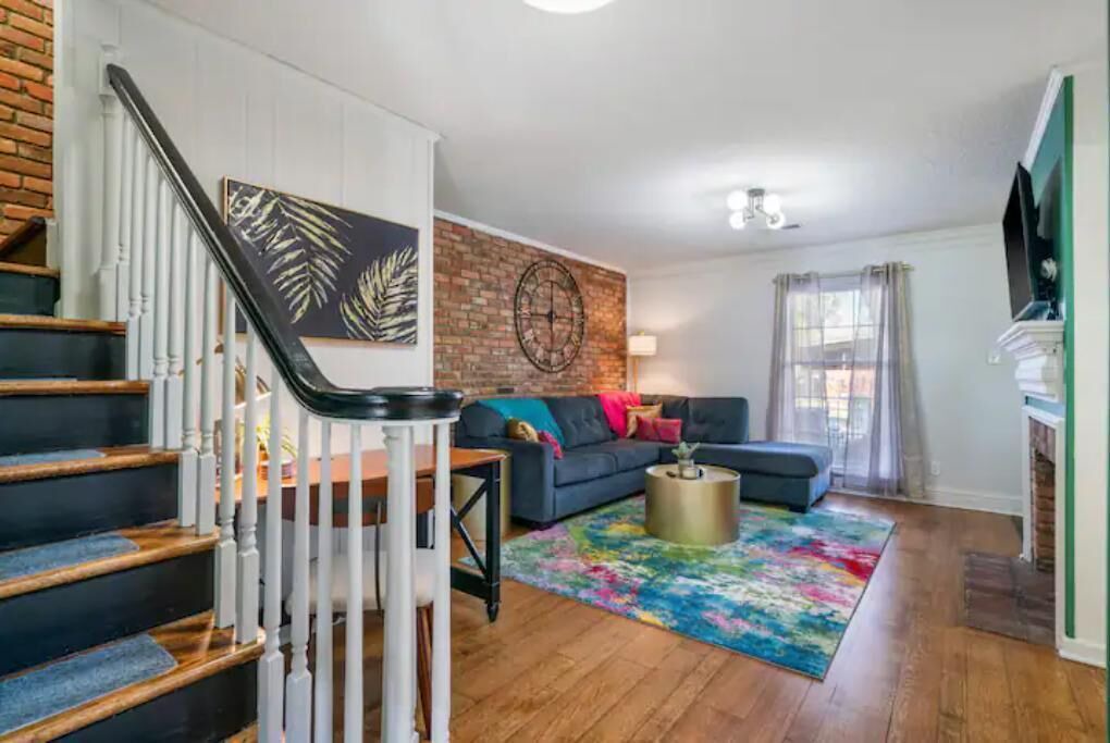 Photo of Livingroom in Central Gardens