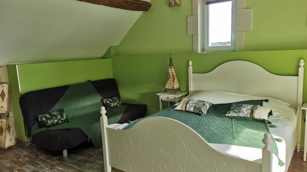 Photo of Bedroom in Saint-Georges-sur-Cher