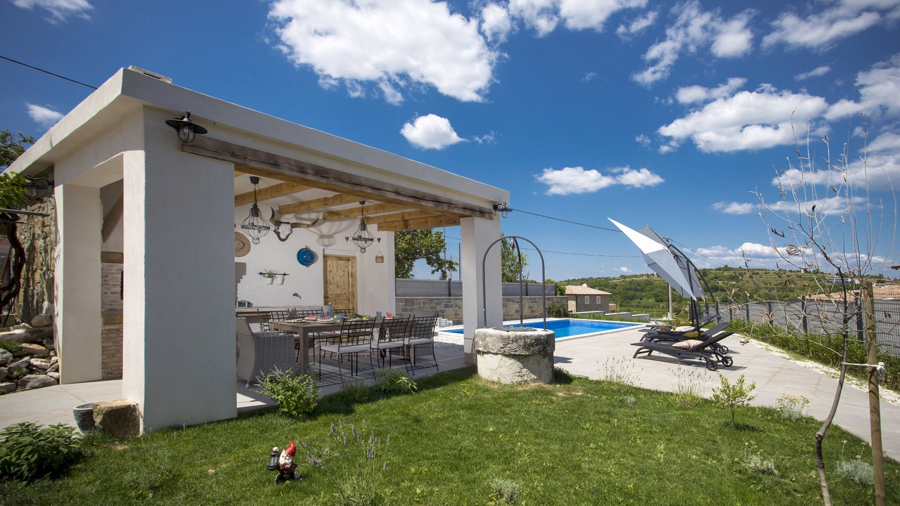 Photo of Outdoor in Momjan