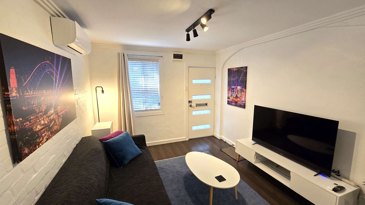 Photo of Livingroom in Darlinghurst