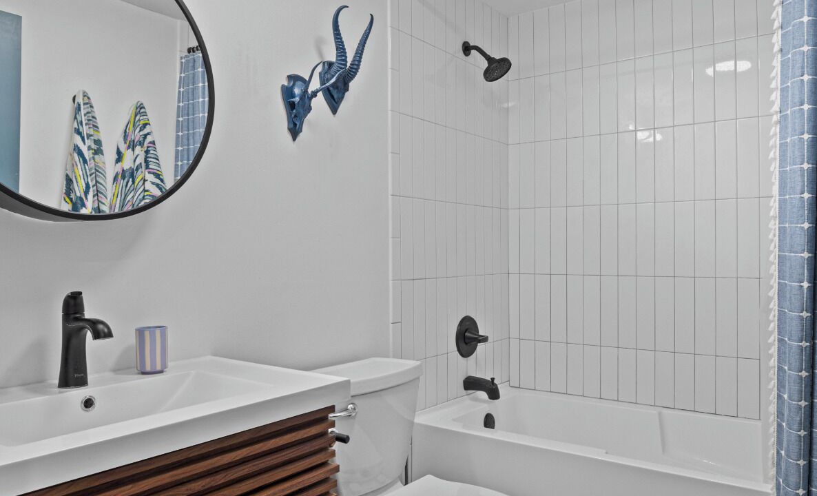 Photo of Bathroom in Gardiner