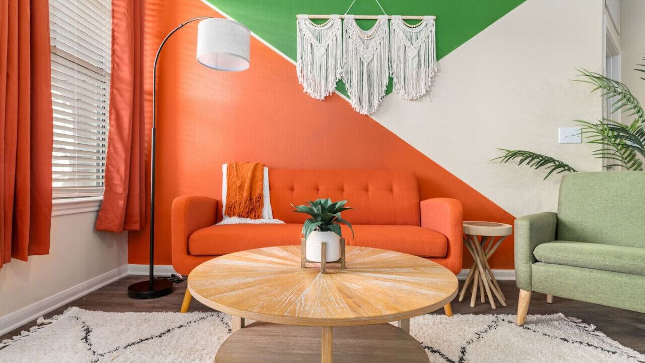 Photo of Livingroom in Lazybrook/Timbergrove
